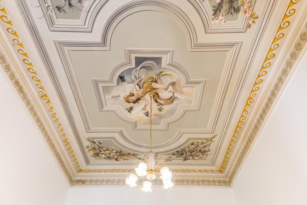 Affreschi Su Luxury Roma